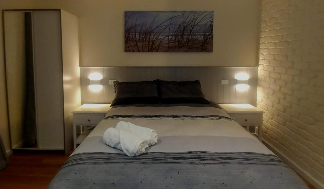 Bay House Motel Бато Бэй Экстерьер фото