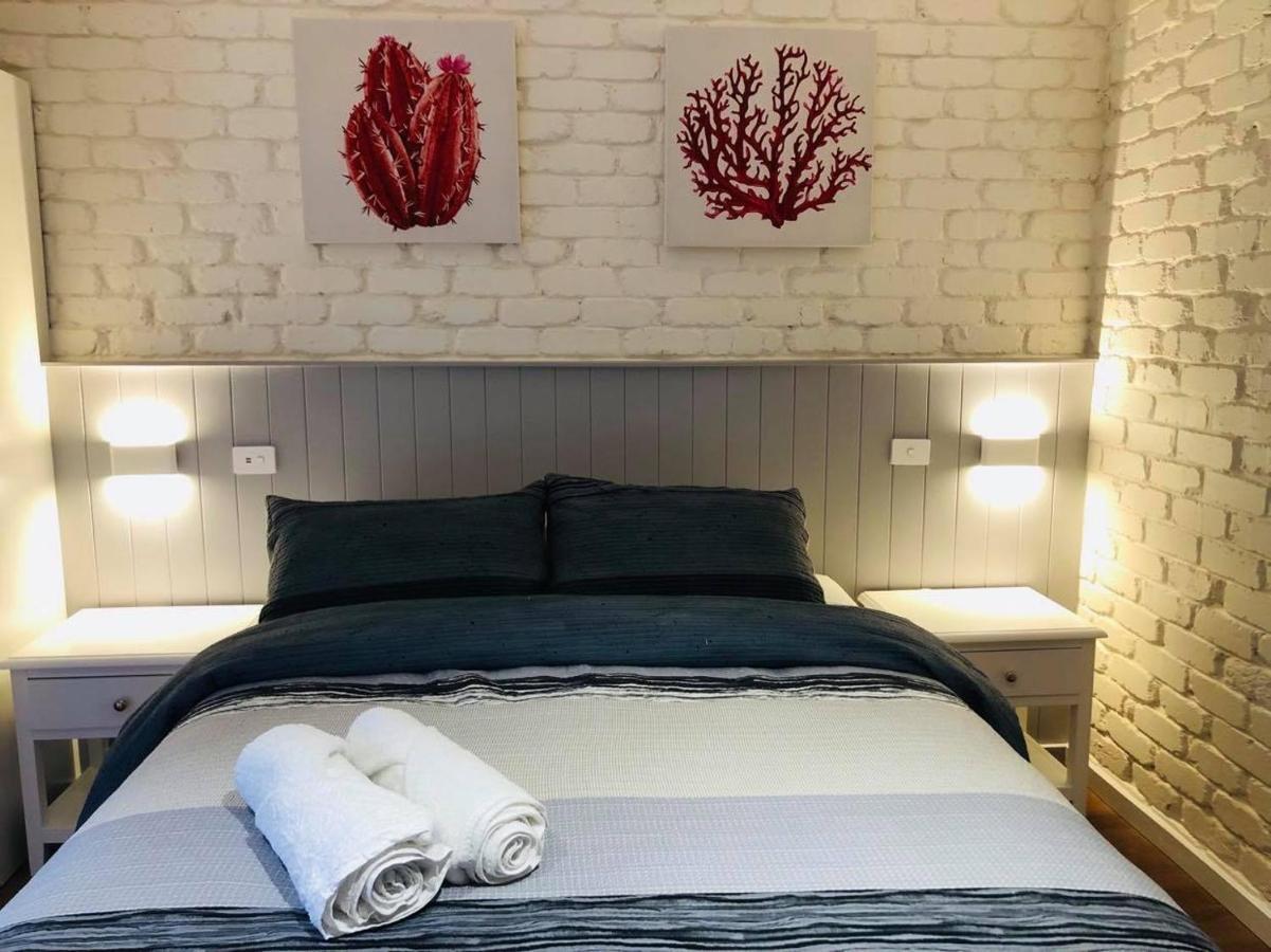 Bay House Motel Бато Бэй Экстерьер фото